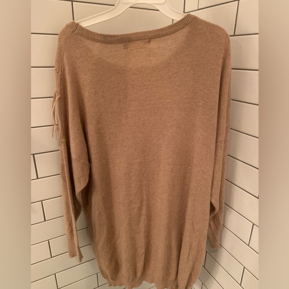 NWT Sweater with tassel details in beige-women’s XL - Picture 2 of 5
